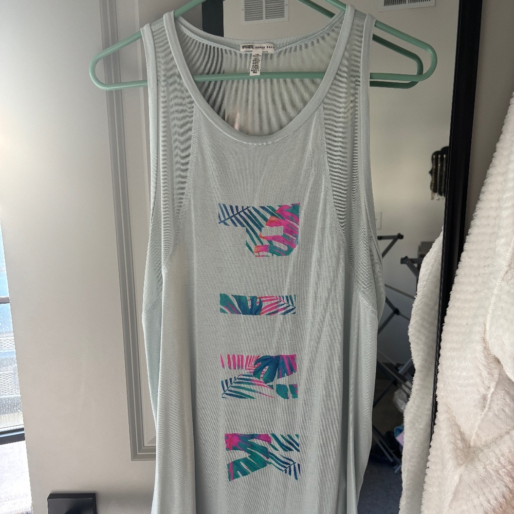 Victoria's secret PINK workout top size L